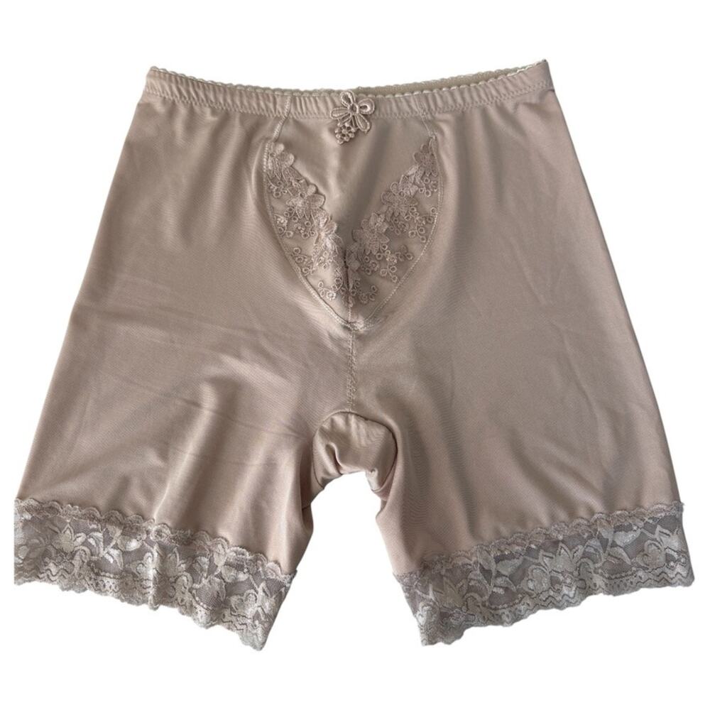 Delta Burke Lace Leg Long Slip Shapewear Shorts Nude Neutral Color Size 7/Large